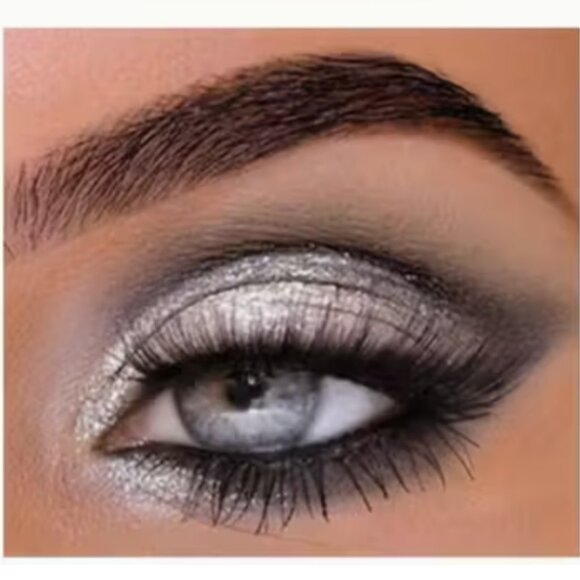 Other - Glitter Highlights Eyeshadow